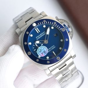 Panerai Submersible 44mm Premium Super Clone Watch with Skeleton Dial 1112932219 - front view | Panerai