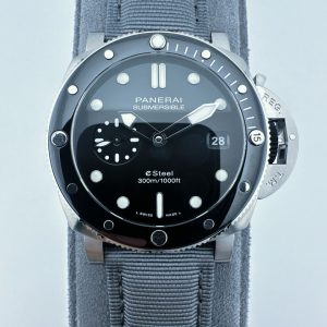 Panerai Submersible 44mm Luna Rossa Automatic Super Clone Watch 1038763617 - front view | Panerai