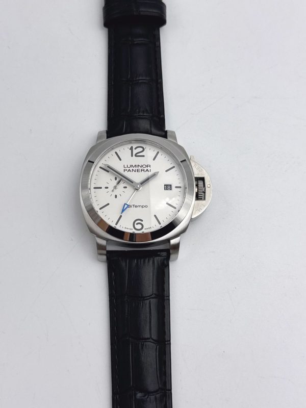 Panerai Luminor Men's Automatic Super Clone Watch with Cash on Delivery 1131677441 - front view | Luminor