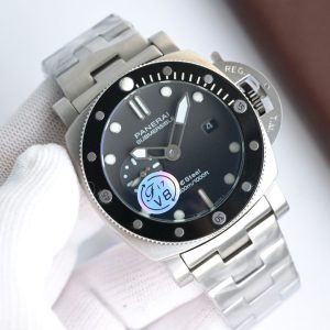 Panerai Submersible 44mm Premium Super Clone Watch with Skeleton Dial 1112932219 - side view | Panerai