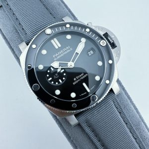 Panerai Submersible 44mm Luna Rossa Automatic Super Clone Watch 1038763617 - side view | Panerai