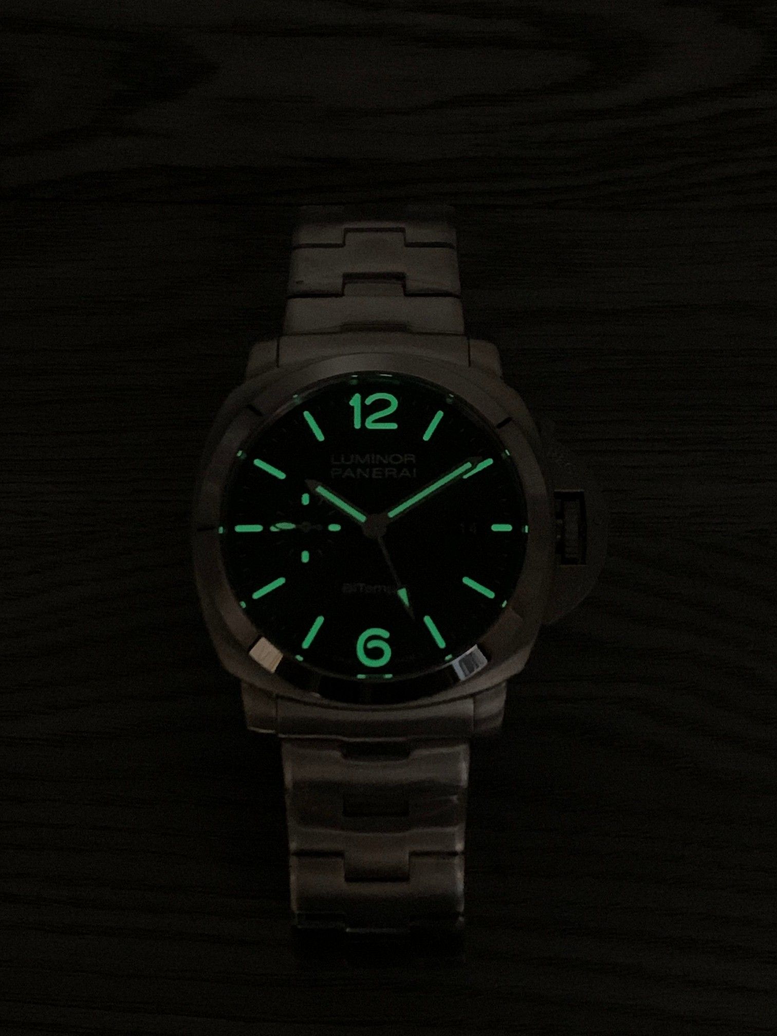 8-270.jpg Panerai Luminor Men's 44mm Super Clone Luxury Replica Watch 1131677443 - front view | Luminor